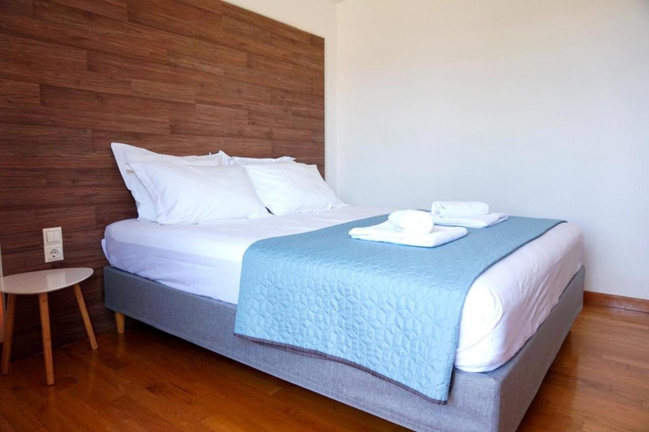 Piraeus Bright Apt Bagian luar foto